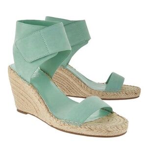 Vince Camuto Levista Wedge Sandal - New, Size 7